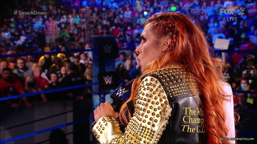 WWE_SmackDown_2021_08_27_720p_WEB_h264-HEEL_mp4_000305638.jpg