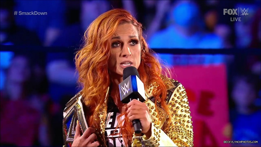 WWE_SmackDown_2021_08_27_720p_WEB_h264-HEEL_mp4_000308775.jpg