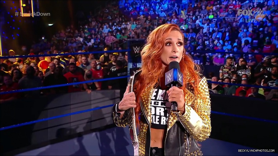 WWE_SmackDown_2021_08_27_720p_WEB_h264-HEEL_mp4_000332949.jpg