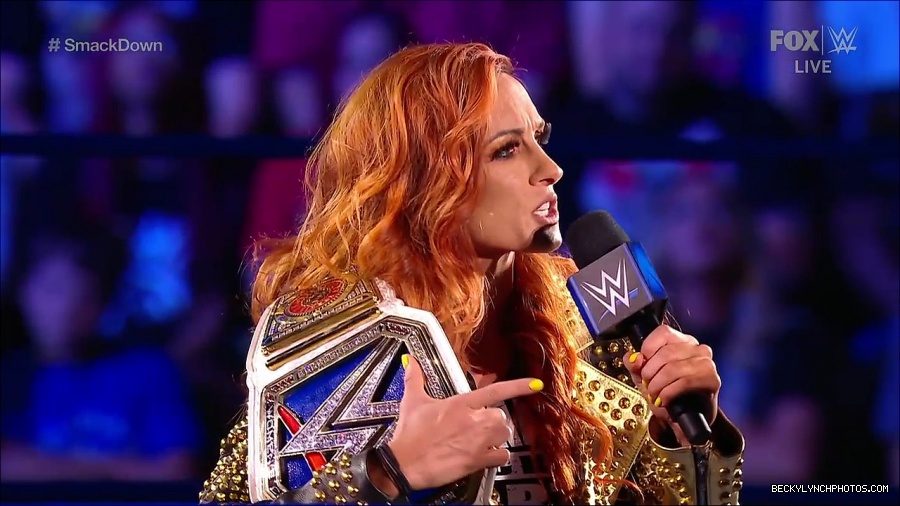WWE_SmackDown_2021_08_27_720p_WEB_h264-HEEL_mp4_000353820.jpg