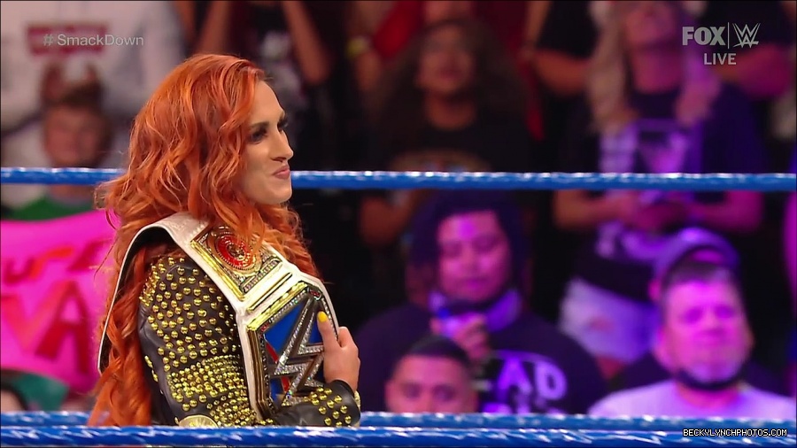 WWE_SmackDown_2021_08_27_720p_WEB_h264-HEEL_mp4_000409442.jpg