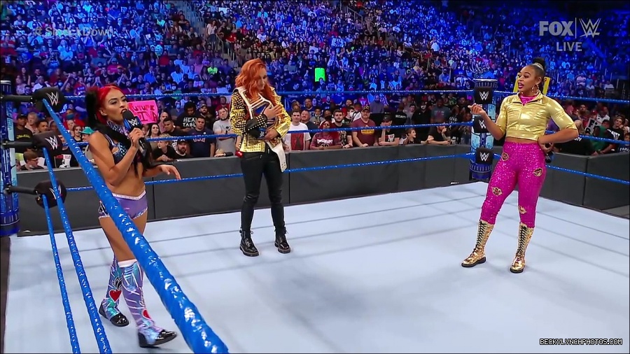 WWE_SmackDown_2021_08_27_720p_WEB_h264-HEEL_mp4_000525124.jpg