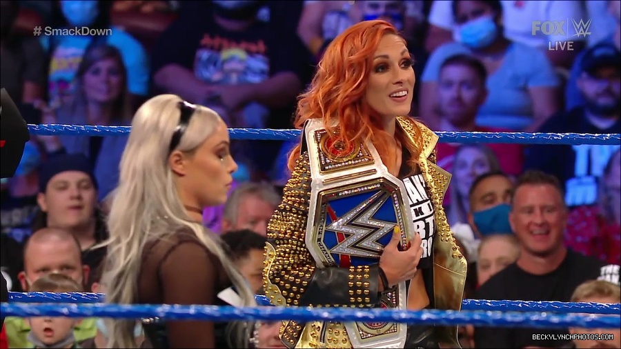 WWE_SmackDown_2021_08_27_720p_WEB_h264-HEEL_mp4_000660226.jpg