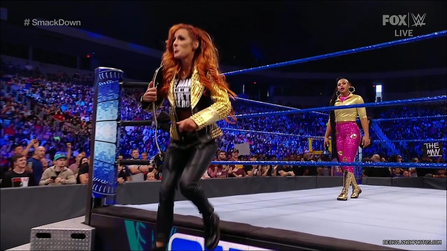 WWE_SmackDown_2021_08_27_720p_WEB_h264-HEEL_mp4_000712478.jpg