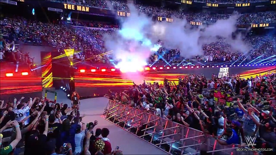 Y2Mate_is_-_Becky_Lynch_and_Doudrop_s_Royal_Rumble_rivalry_WWE27s_The_Build_To_Royal_Rumble_2022-KJrhsGWIayw-720p-1655995845066_mp4_000100333.jpg
