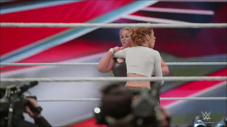 Y2Mate_is_-_Becky_Lynch_and_Doudrop_s_Royal_Rumble_rivalry_WWE27s_The_Build_To_Royal_Rumble_2022-KJrhsGWIayw-720p-1655995845066_mp4_000302333.jpg