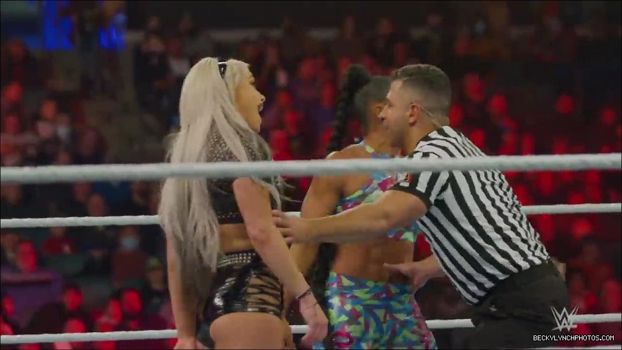 Y2Mate_is_-_Becky_Lynch_and_Doudrop_s_Royal_Rumble_rivalry_WWE27s_The_Build_To_Royal_Rumble_2022-KJrhsGWIayw-720p-1655995845066_mp4_000332333.jpg
