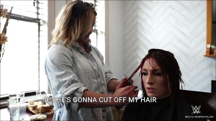 Y2Mate_is_-_Becky_Lynch_reveals_a_new_haircut_ahead_of_WrestleMania_38-n_5lxF-Yd9Y-720p-1655997519877_mp4_000022233.jpg