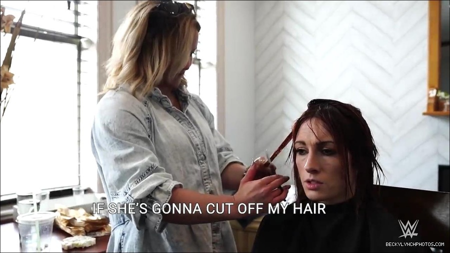 Y2Mate_is_-_Becky_Lynch_reveals_a_new_haircut_ahead_of_WrestleMania_38-n_5lxF-Yd9Y-720p-1655997519877_mp4_000023033.jpg