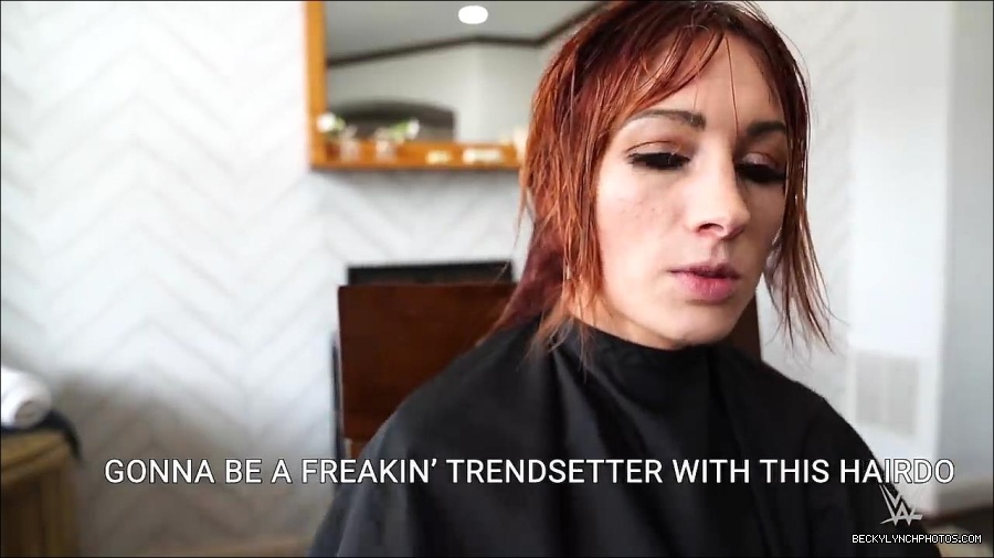 Y2Mate_is_-_Becky_Lynch_reveals_a_new_haircut_ahead_of_WrestleMania_38-n_5lxF-Yd9Y-720p-1655997519877_mp4_000037833.jpg