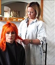 Y2Mate_is_-_Becky_Lynch_reveals_a_new_haircut_ahead_of_WrestleMania_38-n_5lxF-Yd9Y-720p-1655997519877_mp4_000061433.jpg