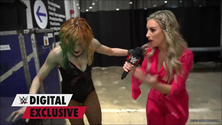 Y2Mate_is_-_Becky_Lynch27s_green_mist_aftermath_Raw_Exclusive2C_May_162C_2022-qxGLMETRT9Y-720p-1655998172701_mp4_000003300.jpg