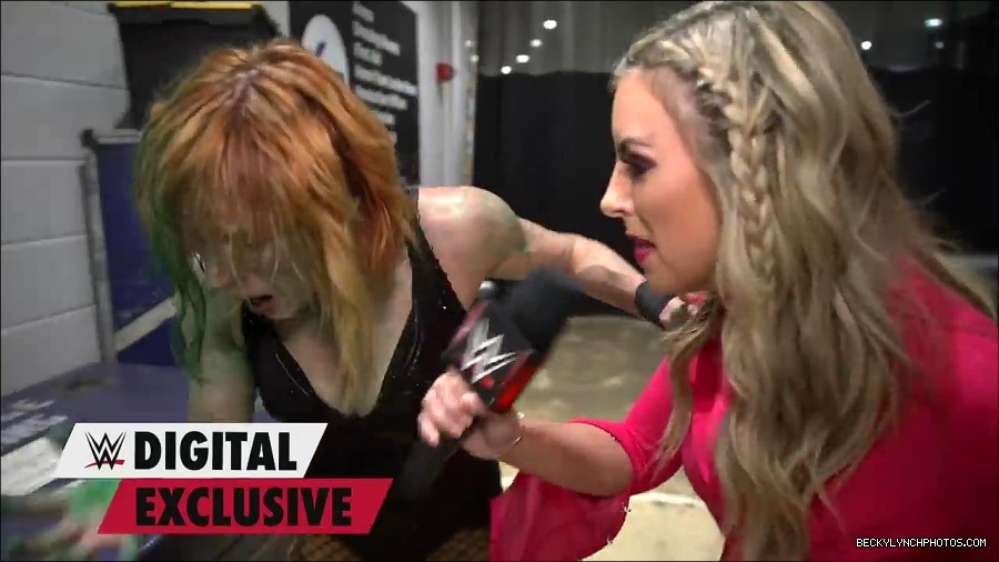 Y2Mate_is_-_Becky_Lynch27s_green_mist_aftermath_Raw_Exclusive2C_May_162C_2022-qxGLMETRT9Y-720p-1655998172701_mp4_000004900.jpg
