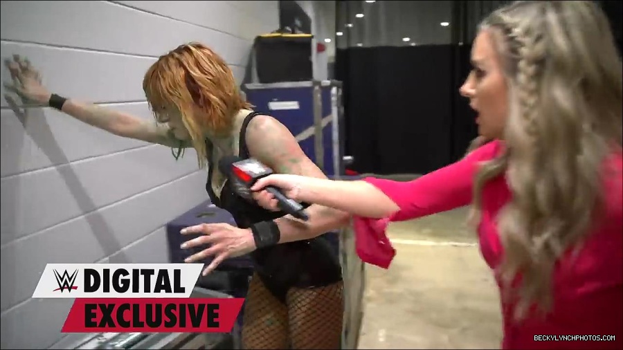 Y2Mate_is_-_Becky_Lynch27s_green_mist_aftermath_Raw_Exclusive2C_May_162C_2022-qxGLMETRT9Y-720p-1655998172701_mp4_000007300.jpg