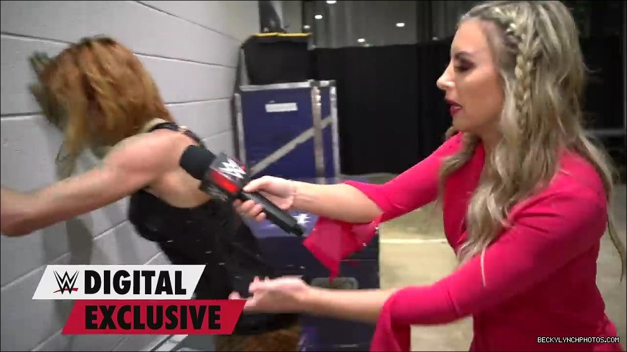 Y2Mate_is_-_Becky_Lynch27s_green_mist_aftermath_Raw_Exclusive2C_May_162C_2022-qxGLMETRT9Y-720p-1655998172701_mp4_000008500.jpg