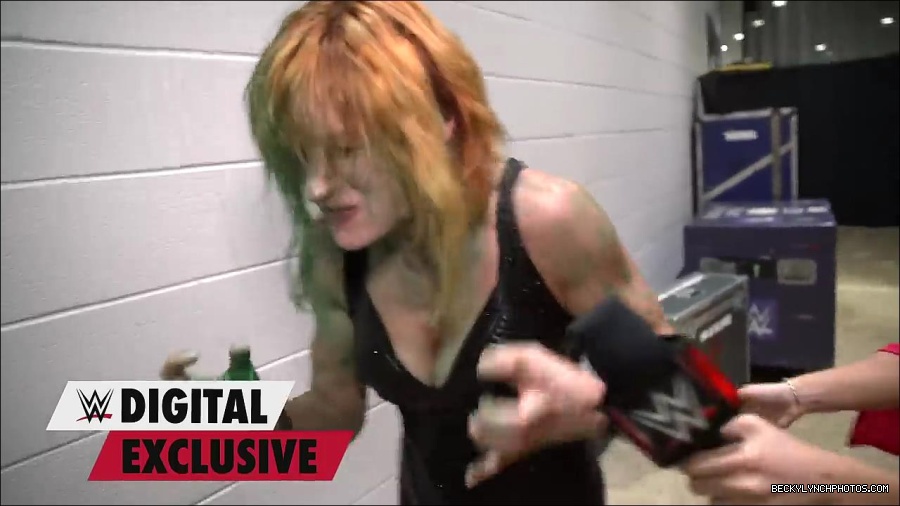 Y2Mate_is_-_Becky_Lynch27s_green_mist_aftermath_Raw_Exclusive2C_May_162C_2022-qxGLMETRT9Y-720p-1655998172701_mp4_000015300.jpg
