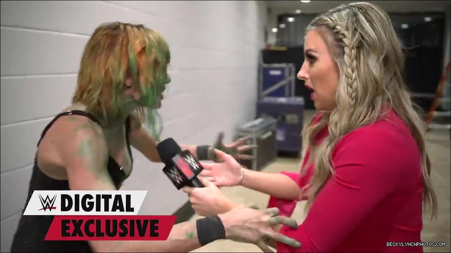 Y2Mate_is_-_Becky_Lynch27s_green_mist_aftermath_Raw_Exclusive2C_May_162C_2022-qxGLMETRT9Y-720p-1655998172701_mp4_000020100.jpg