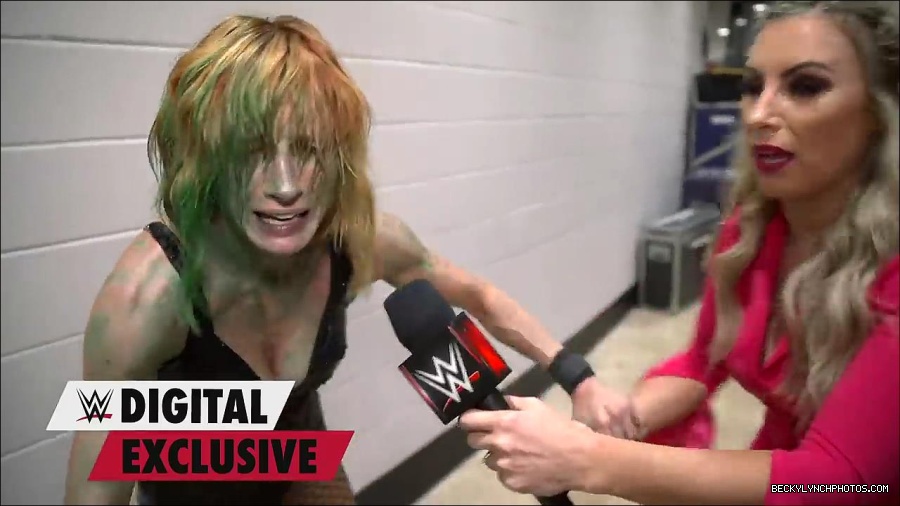 Y2Mate_is_-_Becky_Lynch27s_green_mist_aftermath_Raw_Exclusive2C_May_162C_2022-qxGLMETRT9Y-720p-1655998172701_mp4_000021700.jpg