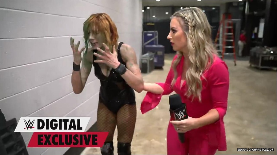 Y2Mate_is_-_Becky_Lynch27s_green_mist_aftermath_Raw_Exclusive2C_May_162C_2022-qxGLMETRT9Y-720p-1655998172701_mp4_000024900.jpg