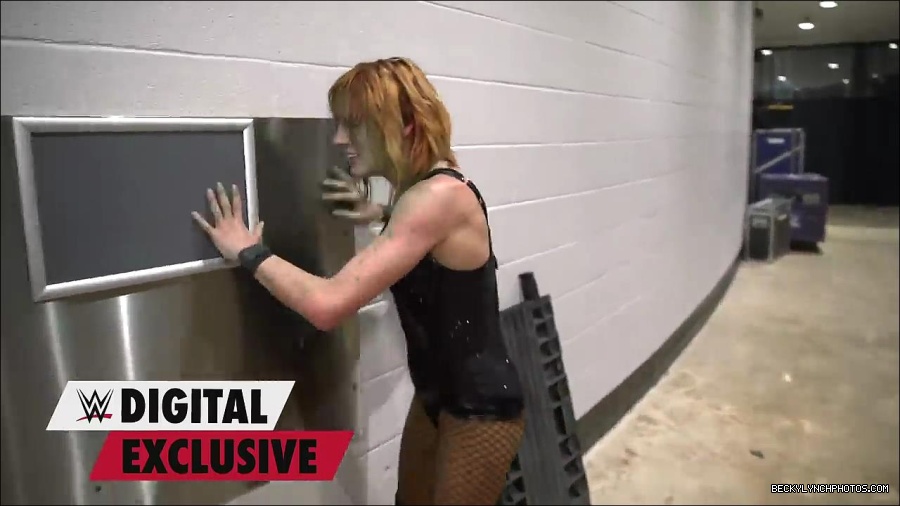 Y2Mate_is_-_Becky_Lynch27s_green_mist_aftermath_Raw_Exclusive2C_May_162C_2022-qxGLMETRT9Y-720p-1655998172701_mp4_000029700.jpg