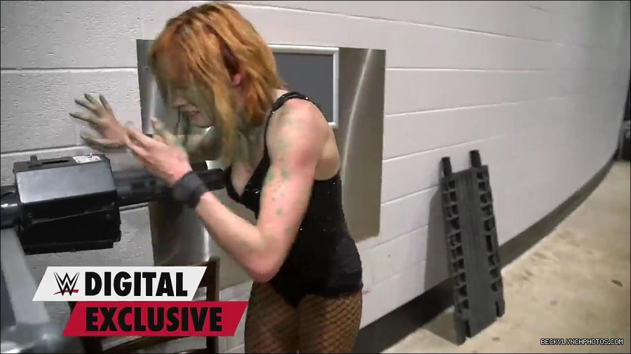 Y2Mate_is_-_Becky_Lynch27s_green_mist_aftermath_Raw_Exclusive2C_May_162C_2022-qxGLMETRT9Y-720p-1655998172701_mp4_000033300.jpg