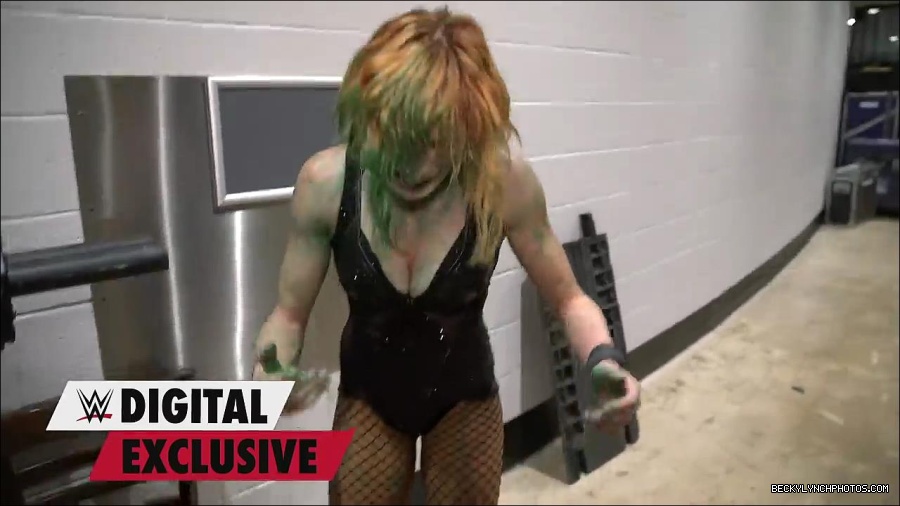 Y2Mate_is_-_Becky_Lynch27s_green_mist_aftermath_Raw_Exclusive2C_May_162C_2022-qxGLMETRT9Y-720p-1655998172701_mp4_000041700.jpg