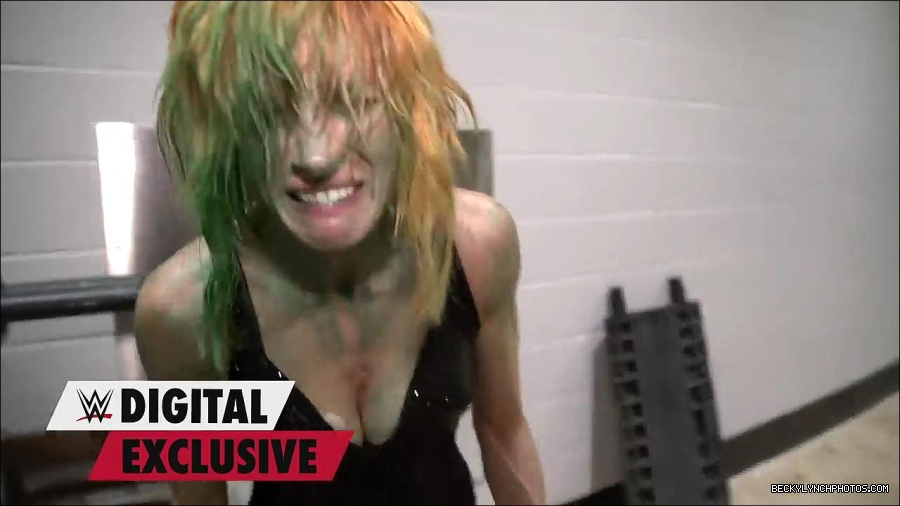 Y2Mate_is_-_Becky_Lynch27s_green_mist_aftermath_Raw_Exclusive2C_May_162C_2022-qxGLMETRT9Y-720p-1655998172701_mp4_000046500.jpg