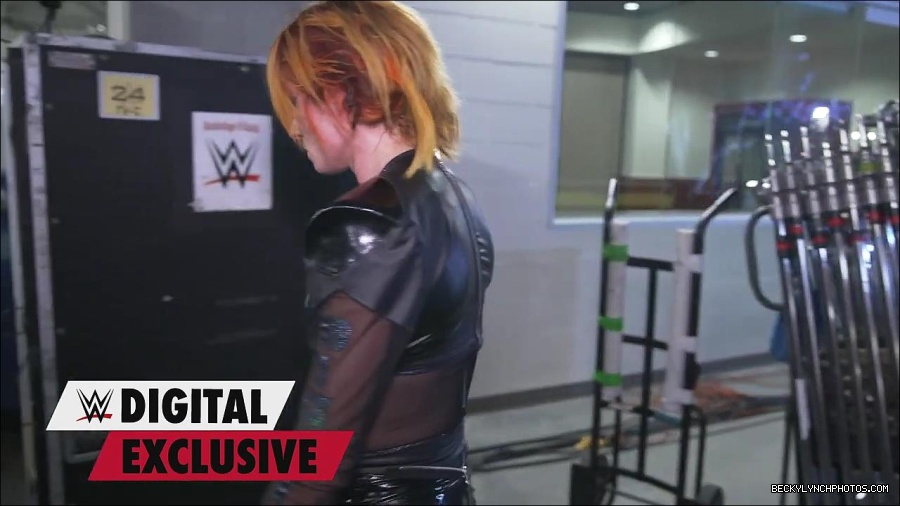 Y2Mate_is_-_Becky_Lynch_refuses_to_answer_questions_after_Asuka_match_Raw_Exclusive2C_June_202C_2022-AEYo23GDghU-720p-1655788317003_mp4_000017333.jpg