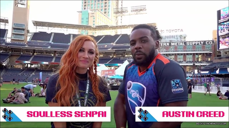Y2Mate_is_-_BECKY_LYNCH___AUSTIN_CREED_celebrate_ROCKET_LEAGUE_s_3rd_BIRTHDAY21-vQ1lr9tQGxU-720p-1656082980627_mp4_000017400.jpg