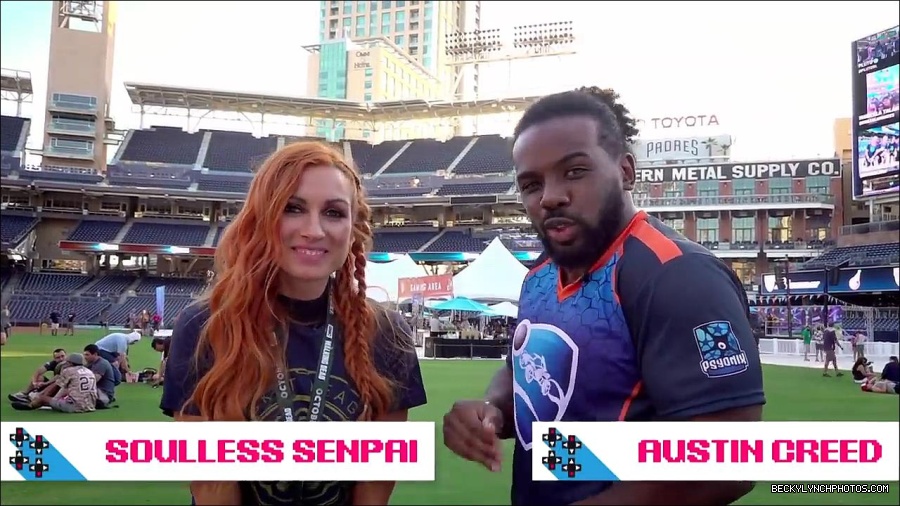 Y2Mate_is_-_BECKY_LYNCH___AUSTIN_CREED_celebrate_ROCKET_LEAGUE_s_3rd_BIRTHDAY21-vQ1lr9tQGxU-720p-1656082980627_mp4_000017800.jpg