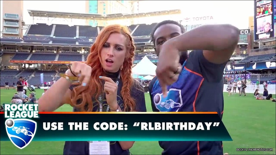 Y2Mate_is_-_BECKY_LYNCH___AUSTIN_CREED_celebrate_ROCKET_LEAGUE_s_3rd_BIRTHDAY21-vQ1lr9tQGxU-720p-1656082980627_mp4_000038600.jpg