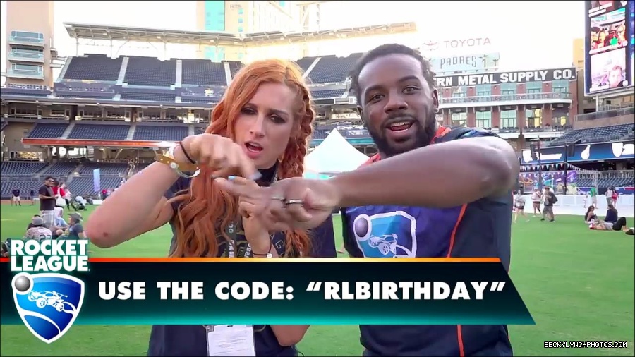 Y2Mate_is_-_BECKY_LYNCH___AUSTIN_CREED_celebrate_ROCKET_LEAGUE_s_3rd_BIRTHDAY21-vQ1lr9tQGxU-720p-1656082980627_mp4_000039000.jpg