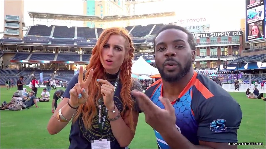 Y2Mate_is_-_BECKY_LYNCH___AUSTIN_CREED_celebrate_ROCKET_LEAGUE_s_3rd_BIRTHDAY21-vQ1lr9tQGxU-720p-1656082980627_mp4_000044200.jpg