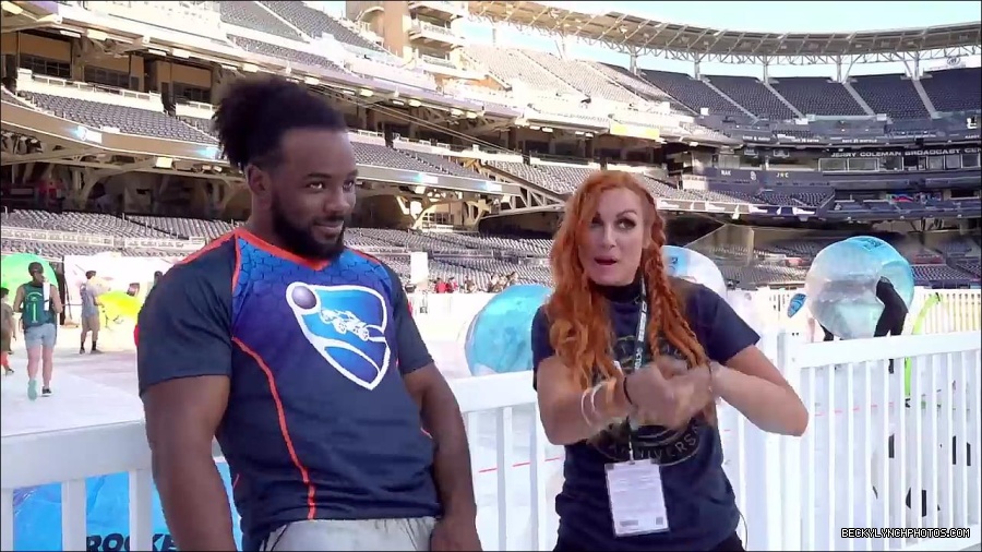 Y2Mate_is_-_BECKY_LYNCH___AUSTIN_CREED_celebrate_ROCKET_LEAGUE_s_3rd_BIRTHDAY21-vQ1lr9tQGxU-720p-1656082980627_mp4_000160200.jpg