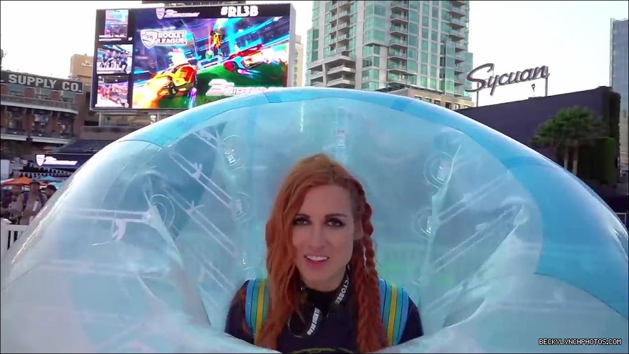Y2Mate_is_-_BECKY_LYNCH___AUSTIN_CREED_celebrate_ROCKET_LEAGUE_s_3rd_BIRTHDAY21-vQ1lr9tQGxU-720p-1656082980627_mp4_000171600.jpg