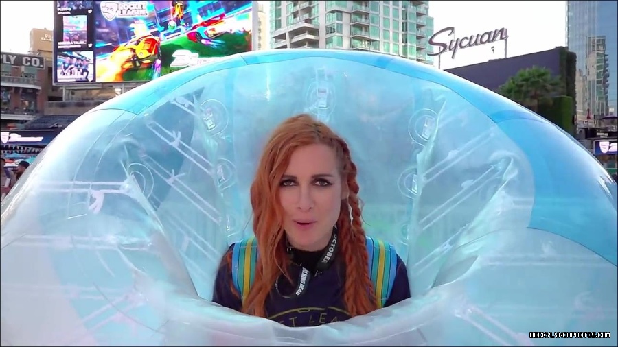 Y2Mate_is_-_BECKY_LYNCH___AUSTIN_CREED_celebrate_ROCKET_LEAGUE_s_3rd_BIRTHDAY21-vQ1lr9tQGxU-720p-1656082980627_mp4_000173200.jpg