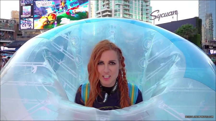 Y2Mate_is_-_BECKY_LYNCH___AUSTIN_CREED_celebrate_ROCKET_LEAGUE_s_3rd_BIRTHDAY21-vQ1lr9tQGxU-720p-1656082980627_mp4_000173600.jpg