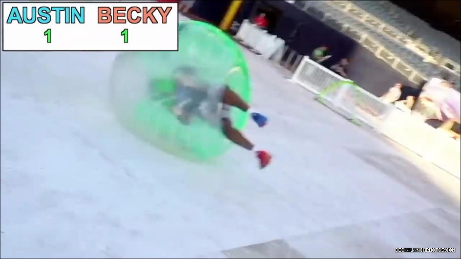 Y2Mate_is_-_BECKY_LYNCH___AUSTIN_CREED_celebrate_ROCKET_LEAGUE_s_3rd_BIRTHDAY21-vQ1lr9tQGxU-720p-1656082980627_mp4_000210800.jpg
