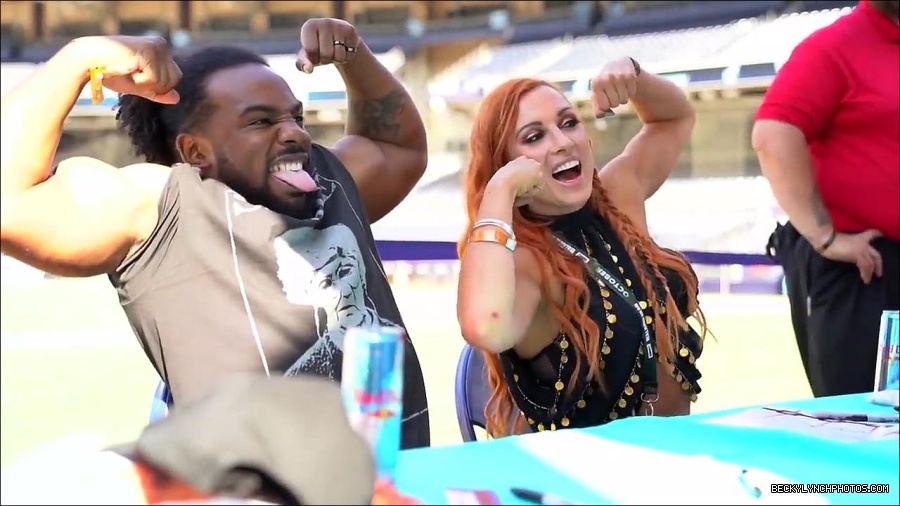 Y2Mate_is_-_BECKY_LYNCH___AUSTIN_CREED_celebrate_ROCKET_LEAGUE_s_3rd_BIRTHDAY21-vQ1lr9tQGxU-720p-1656082980627_mp4_000249333.jpg