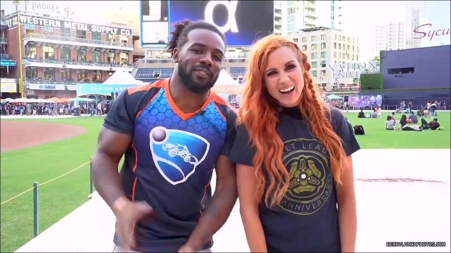 Y2Mate_is_-_BECKY_LYNCH___AUSTIN_CREED_celebrate_ROCKET_LEAGUE_s_3rd_BIRTHDAY21-vQ1lr9tQGxU-720p-1656082980627_mp4_000262066.jpg