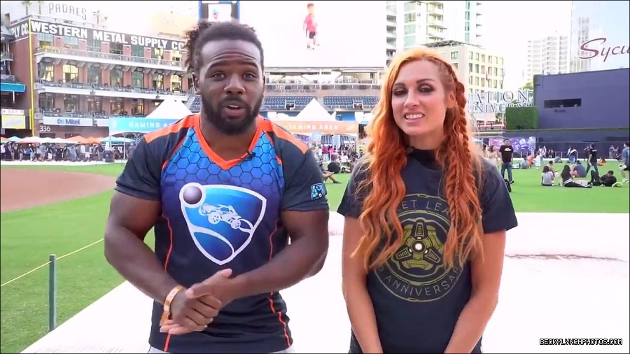 Y2Mate_is_-_BECKY_LYNCH___AUSTIN_CREED_celebrate_ROCKET_LEAGUE_s_3rd_BIRTHDAY21-vQ1lr9tQGxU-720p-1656082980627_mp4_000266866.jpg