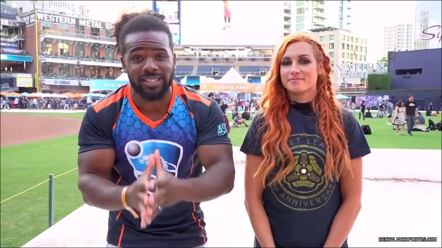 Y2Mate_is_-_BECKY_LYNCH___AUSTIN_CREED_celebrate_ROCKET_LEAGUE_s_3rd_BIRTHDAY21-vQ1lr9tQGxU-720p-1656082980627_mp4_000271266.jpg