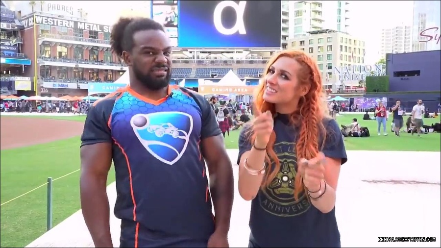 Y2Mate_is_-_BECKY_LYNCH___AUSTIN_CREED_celebrate_ROCKET_LEAGUE_s_3rd_BIRTHDAY21-vQ1lr9tQGxU-720p-1656082980627_mp4_000297266.jpg