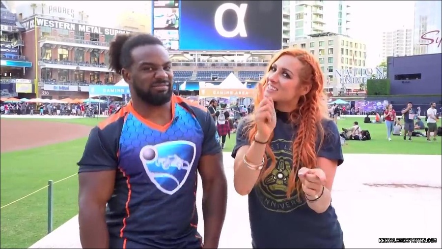 Y2Mate_is_-_BECKY_LYNCH___AUSTIN_CREED_celebrate_ROCKET_LEAGUE_s_3rd_BIRTHDAY21-vQ1lr9tQGxU-720p-1656082980627_mp4_000298066.jpg
