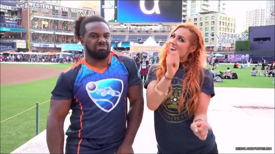 Y2Mate_is_-_BECKY_LYNCH___AUSTIN_CREED_celebrate_ROCKET_LEAGUE_s_3rd_BIRTHDAY21-vQ1lr9tQGxU-720p-1656082980627_mp4_000302466.jpg
