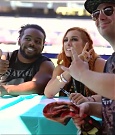Y2Mate_is_-_BECKY_LYNCH___AUSTIN_CREED_celebrate_ROCKET_LEAGUE_s_3rd_BIRTHDAY21-vQ1lr9tQGxU-720p-1656082980627_mp4_000027800.jpg