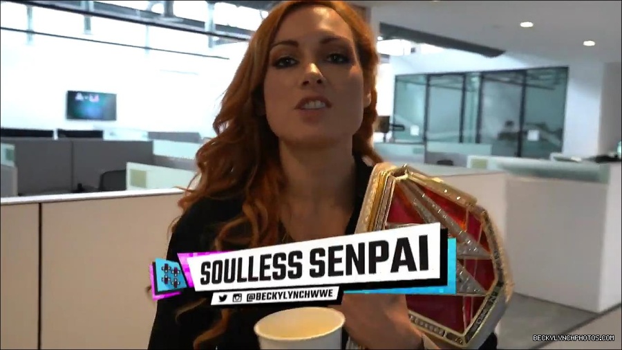 Y2Mate_is_-_BECKY_LYNCH_visits_the_NEW_UpUpDownDown_Studio21-nQJ31QXsyGs-720p-1656083018926_mp4_000004066.jpg