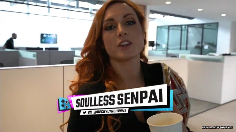 Y2Mate_is_-_BECKY_LYNCH_visits_the_NEW_UpUpDownDown_Studio21-nQJ31QXsyGs-720p-1656083018926_mp4_000005266.jpg
