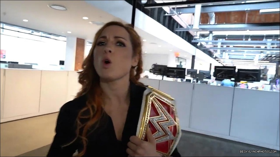Y2Mate_is_-_BECKY_LYNCH_visits_the_NEW_UpUpDownDown_Studio21-nQJ31QXsyGs-720p-1656083018926_mp4_000009266.jpg