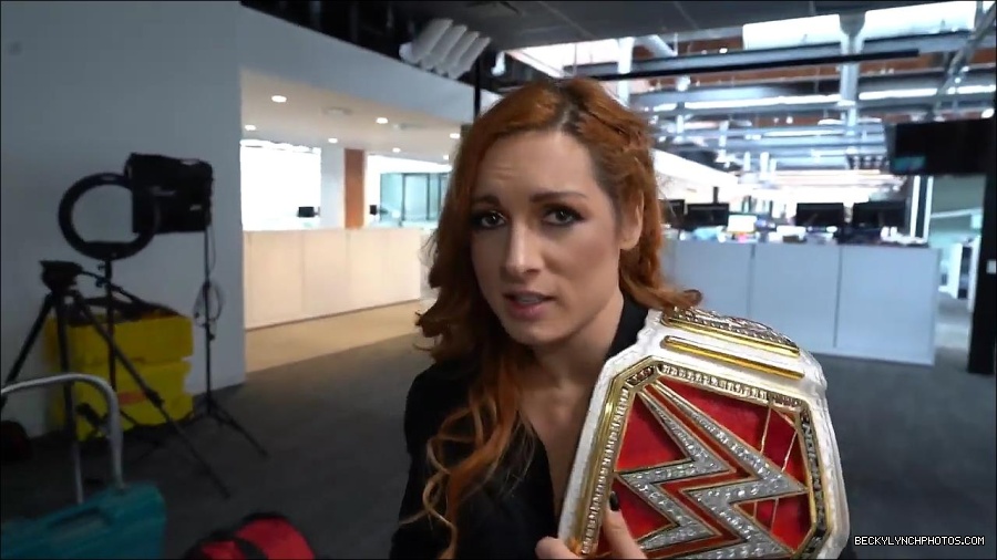 Y2Mate_is_-_BECKY_LYNCH_visits_the_NEW_UpUpDownDown_Studio21-nQJ31QXsyGs-720p-1656083018926_mp4_000013666.jpg